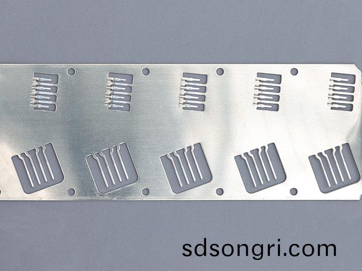 電(dian)鍍銀(yin)